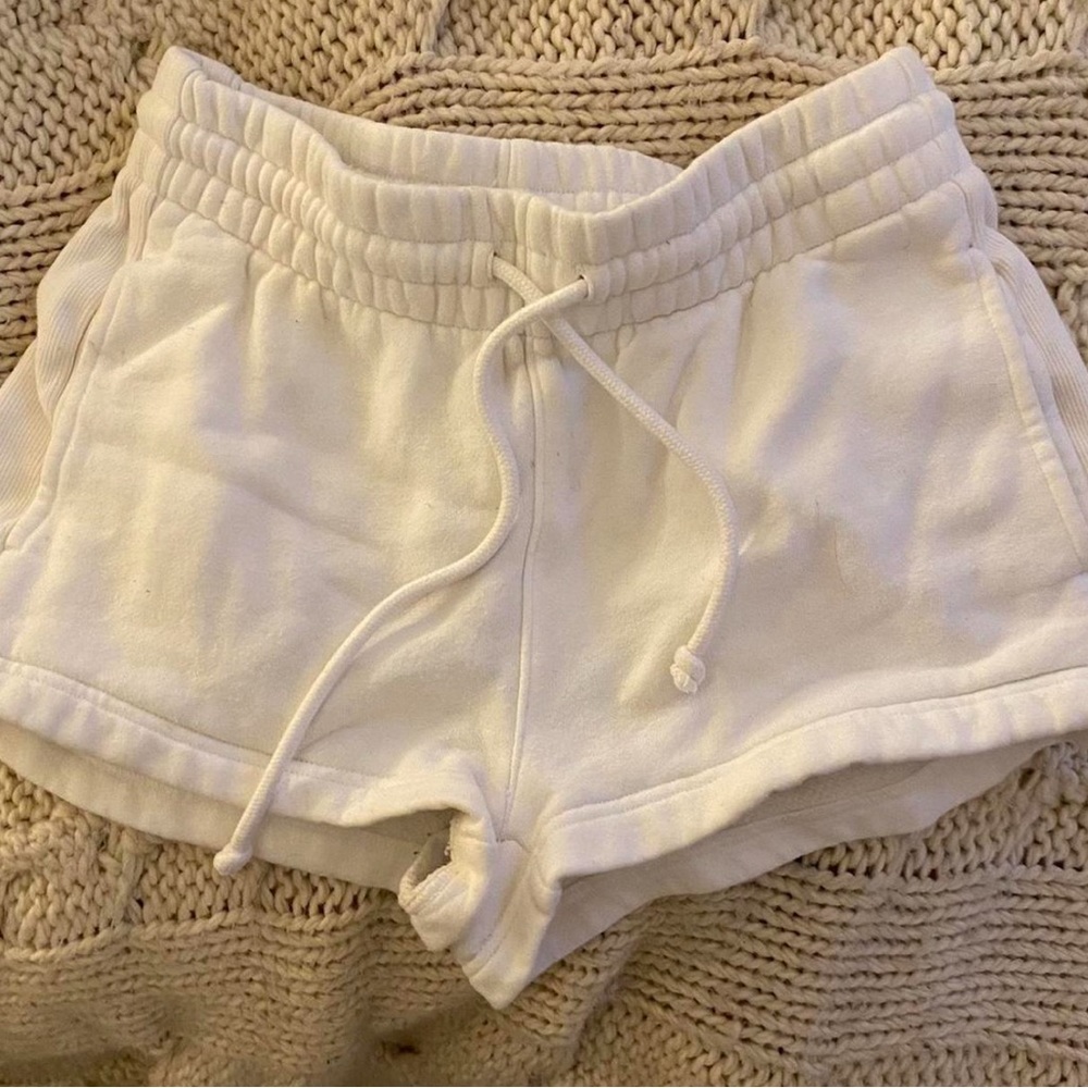 White Aritzia Shorts